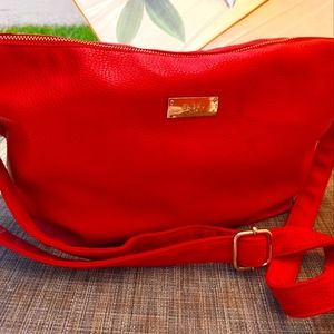 BCBG red crossbody shoulder handbag
